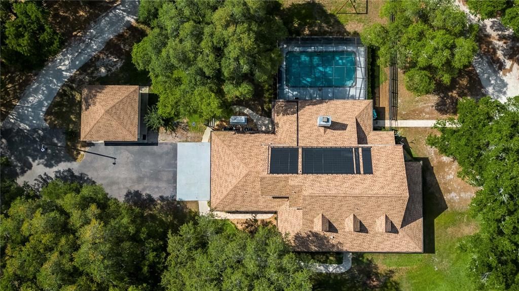 Vendido Recientemente: $2,895,000 (4 camas, 3 baños, 3800 Pies cuadrados)