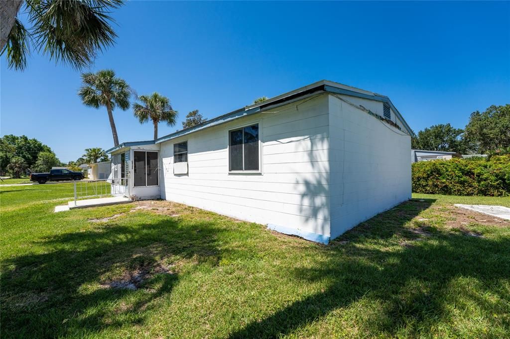 Recently Sold: $199,900 (2 beds, 1 baths, 850 Square Feet)