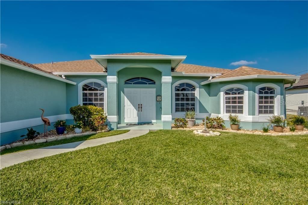 Recently Sold: $535,000 (4 beds, 2 baths, 2244 Square Feet)
