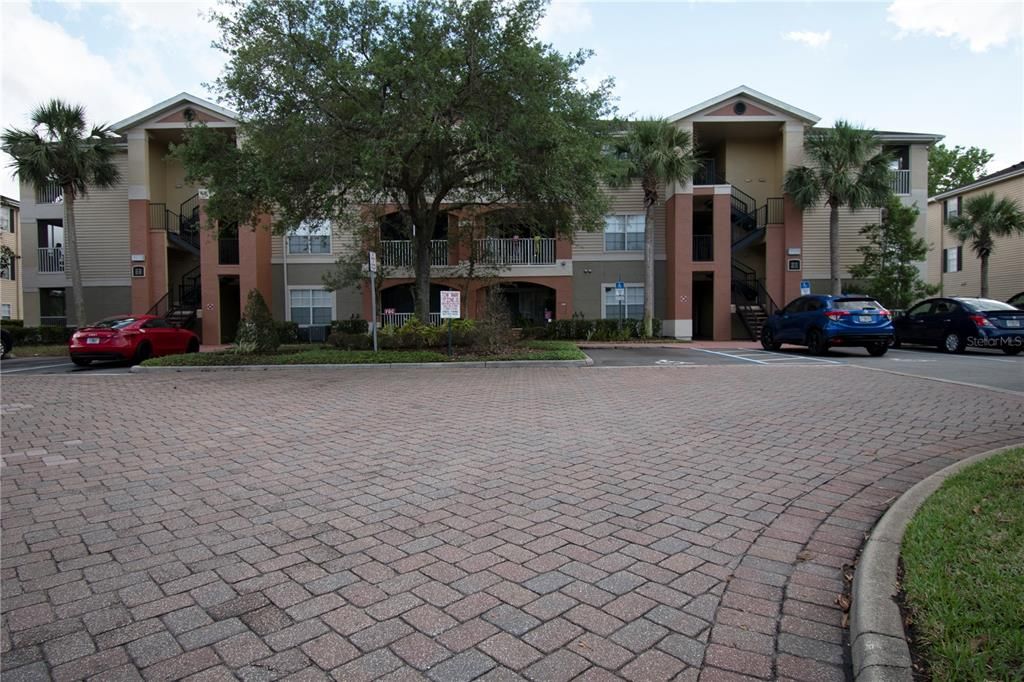 Недавно продано: $190,000 (1 спален, 1 ванн, 576 Квадратных фут)