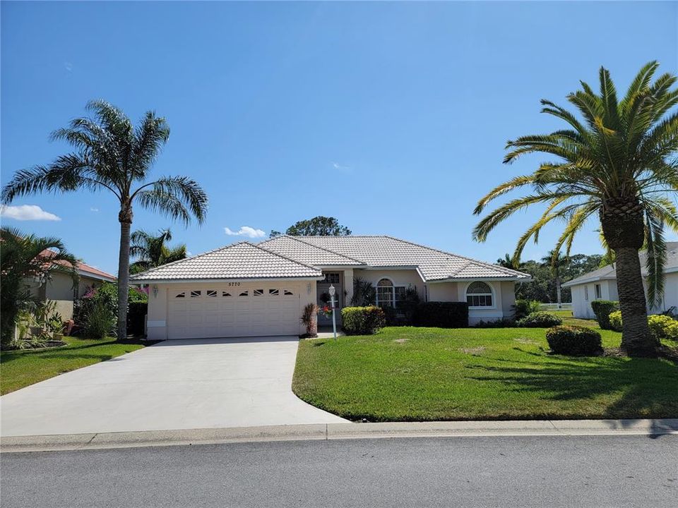 Recently Sold: $472,500 (3 beds, 2 baths, 1733 Square Feet)