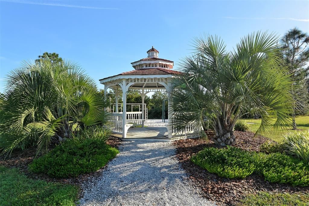 Recently Sold: $1,060,000 (5 beds, 4 baths, 3188 Square Feet)