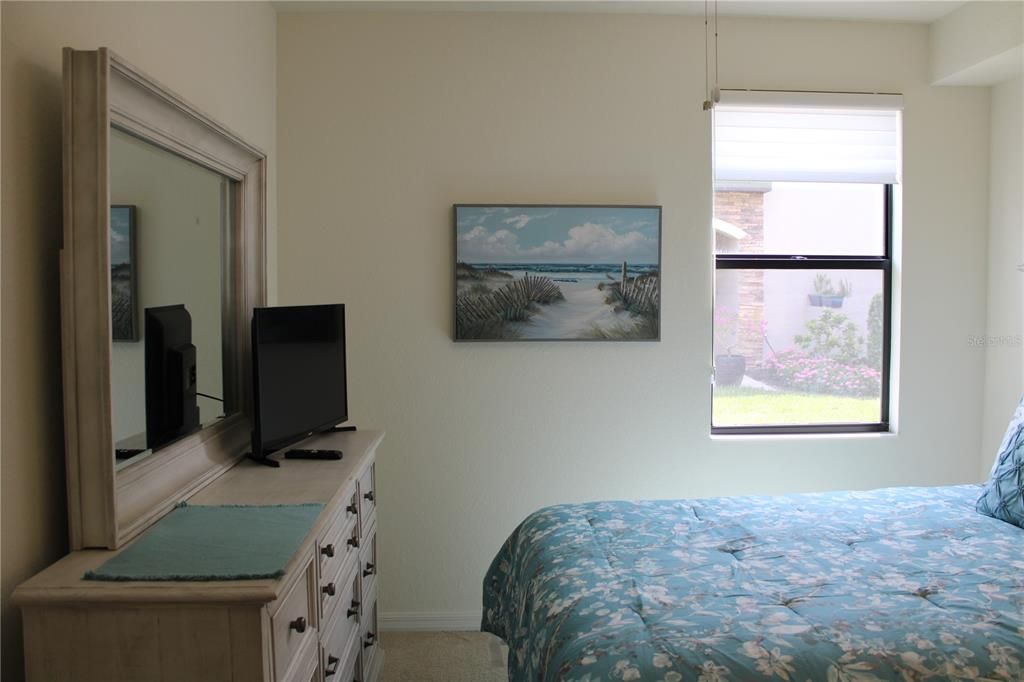 For Rent: $6,995 (3 beds, 2 baths, 1741 Square Feet)