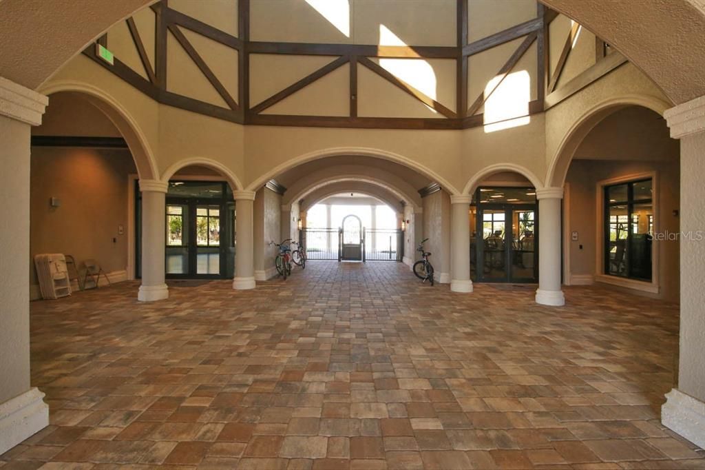 For Rent: $6,995 (3 beds, 2 baths, 1741 Square Feet)