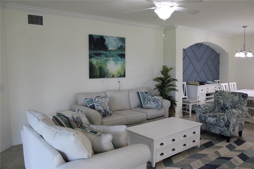 For Rent: $6,995 (3 beds, 2 baths, 1741 Square Feet)