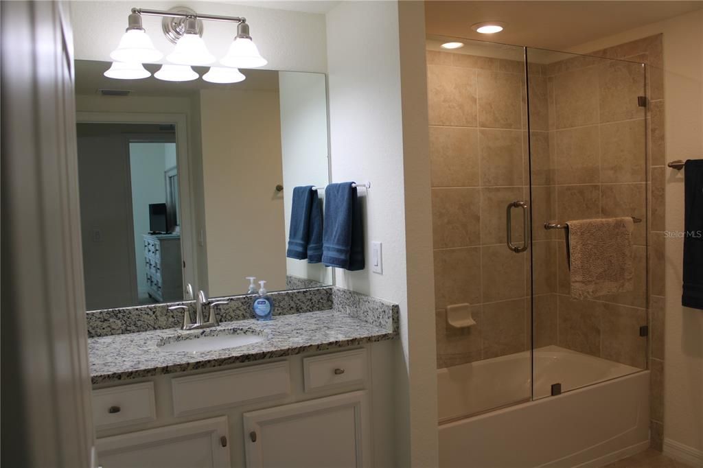 For Rent: $6,995 (3 beds, 2 baths, 1741 Square Feet)