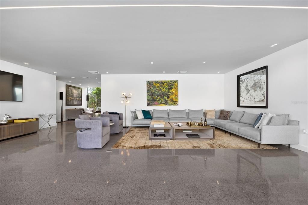 Recently Sold: $3,295,000 (4 beds, 6 baths, 5660 Square Feet)