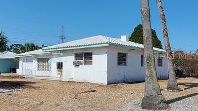 Recently Sold: $550,000 (2 beds, 2 baths, 1245 Square Feet)