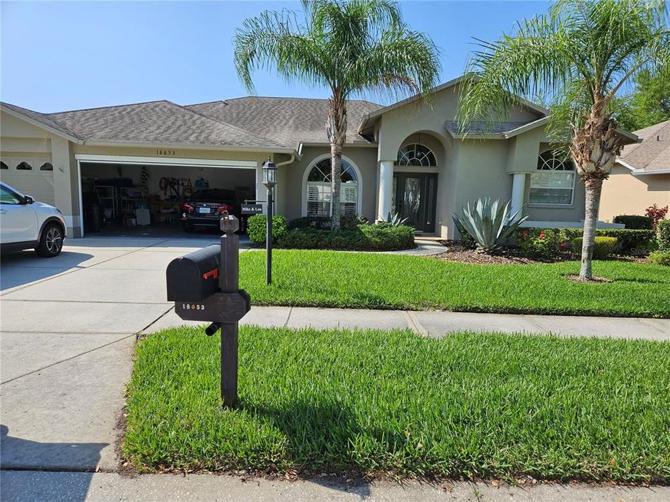 Recently Sold: $510,000 (3 beds, 2 baths, 2749 Square Feet)