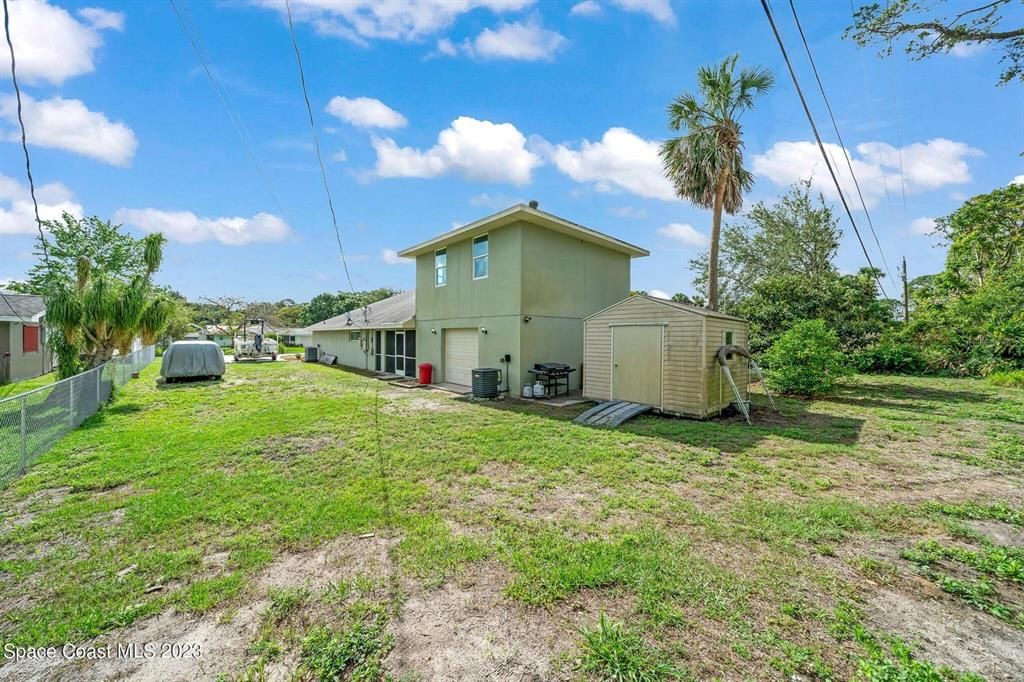 Recently Sold: $550,000 (3 beds, 2 baths, 2693 Square Feet)