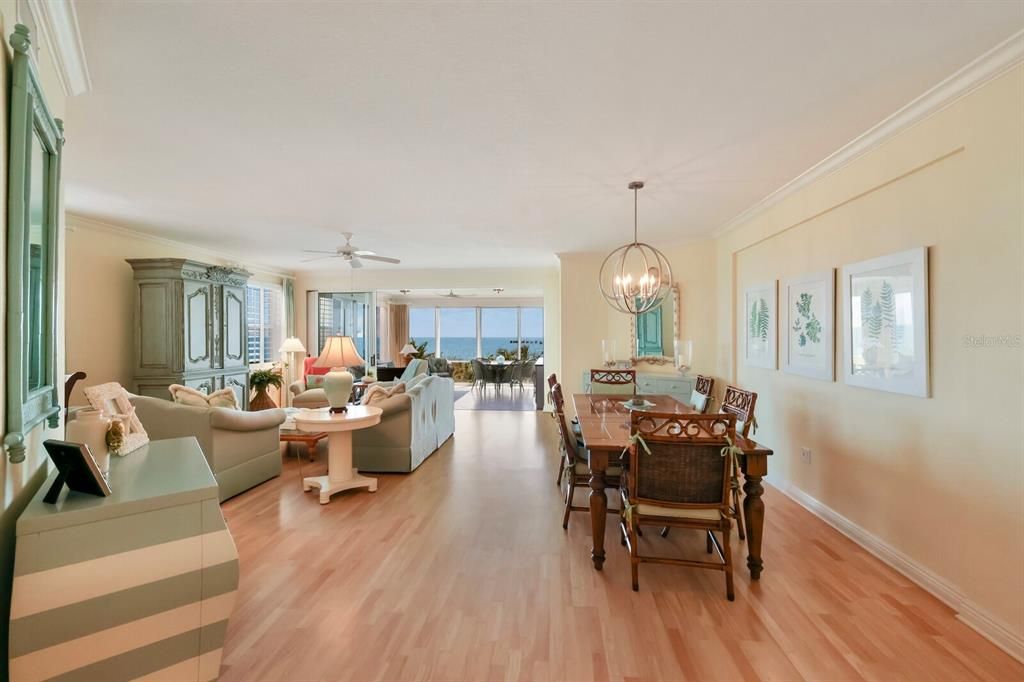 Recently Sold: $3,775,000 (3 beds, 3 baths, 2324 Square Feet)
