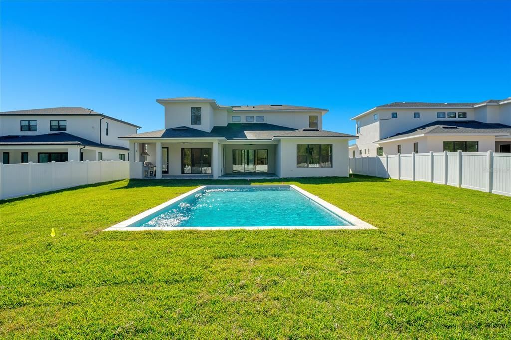 Recently Sold: $1,325,000 (5 beds, 4 baths, 3718 Square Feet)