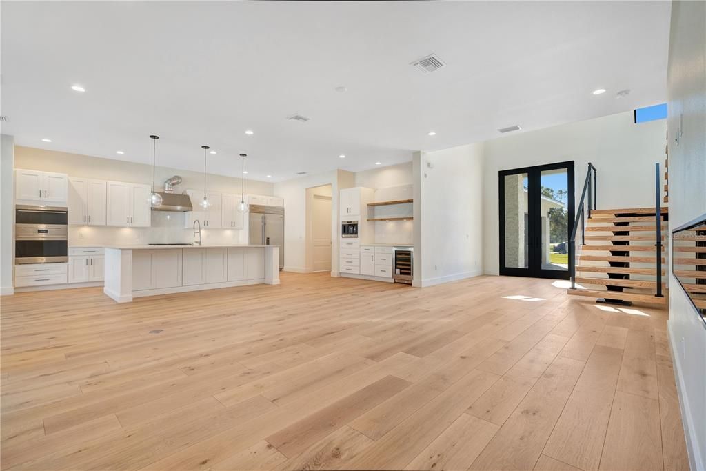 Recently Sold: $1,325,000 (5 beds, 4 baths, 3718 Square Feet)