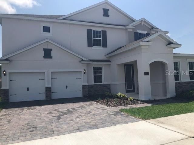 Recently Sold: $791,465 (6 beds, 4 baths, 4388 Square Feet)