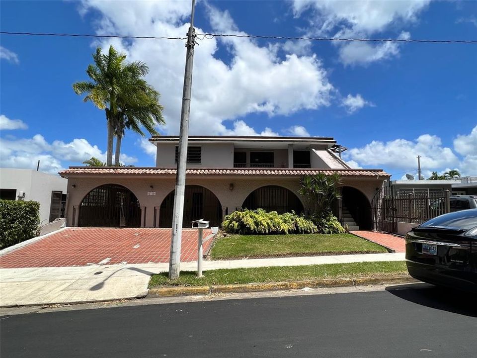 Recently Sold: $265,000 (6 beds, 4 baths, 3000 Square Feet)