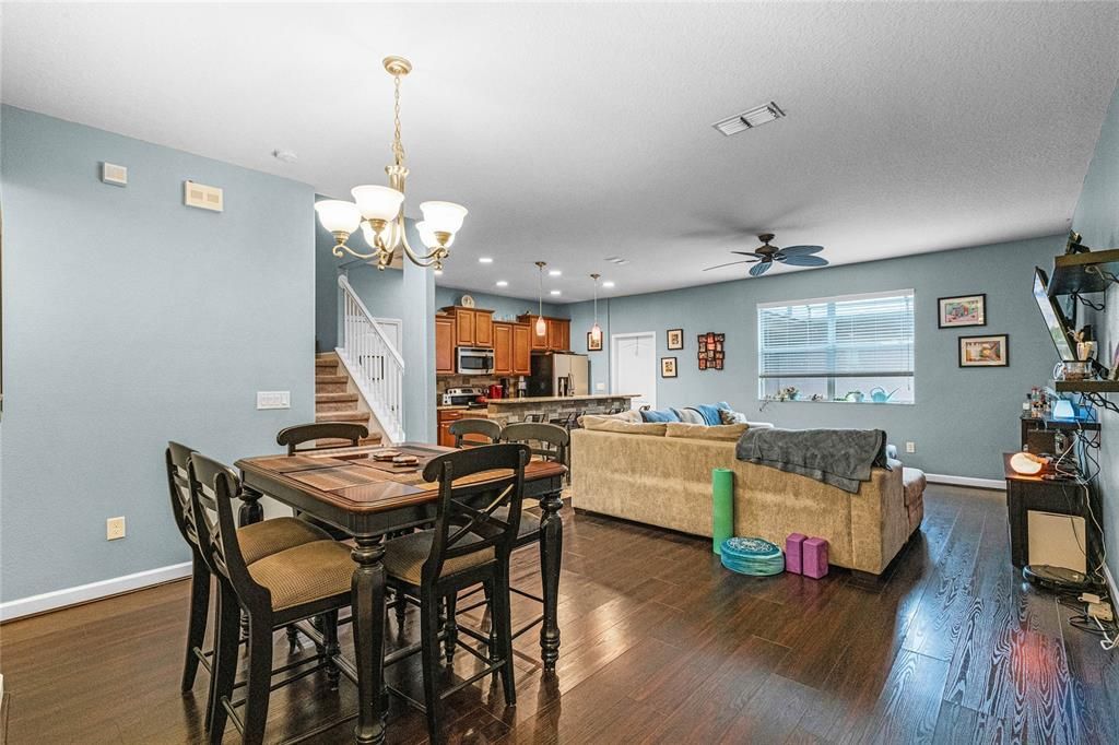 Recently Sold: $430,000 (4 beds, 2 baths, 2143 Square Feet)