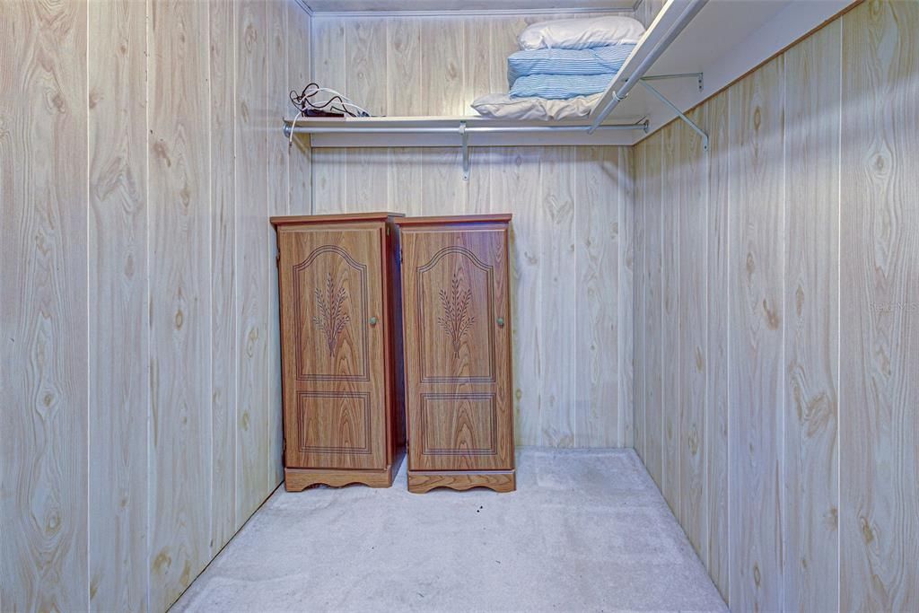 合同活跃: $124,900 (2 贝兹, 2 浴室, 1152 平方英尺)