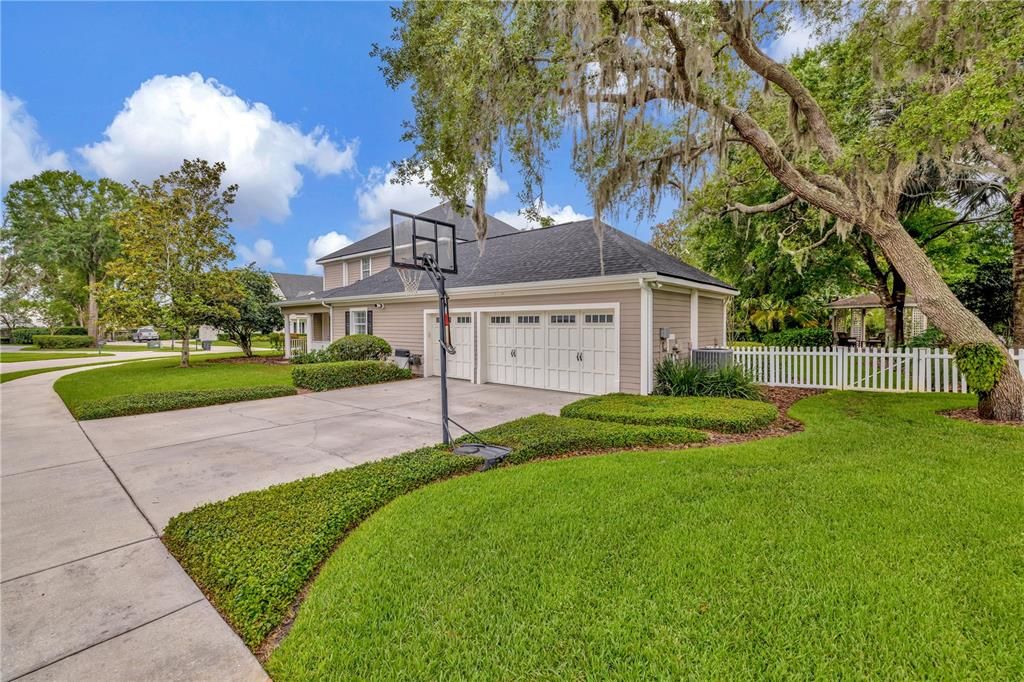 Recently Sold: $1,125,000 (5 beds, 4 baths, 4128 Square Feet)
