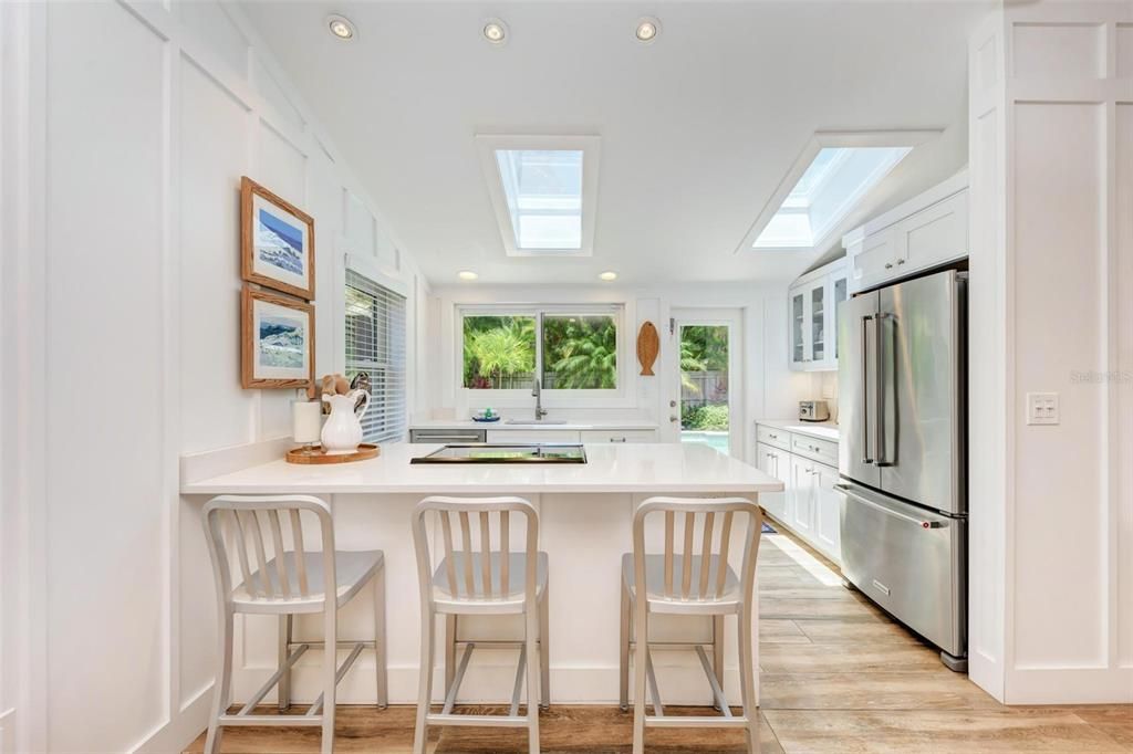 Recently Sold: $1,850,000 (3 beds, 2 baths, 1200 Square Feet)