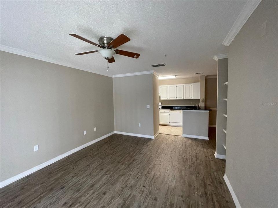 Recently Rented: $1,400 (1 beds, 1 baths, 657 Square Feet)