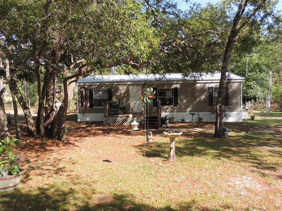 Recently Sold: $185,000 (3 beds, 2 baths, 960 Square Feet)