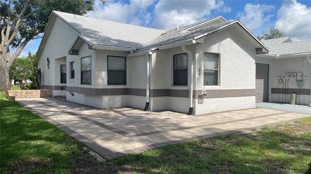 Recently Sold: $249,900 (2 beds, 2 baths, 1327 Square Feet)