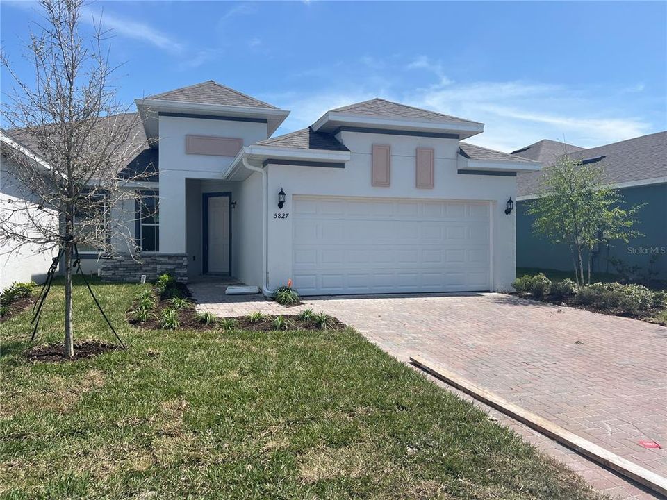 Recently Sold: $318,690 (3 beds, 2 baths, 1646 Square Feet)