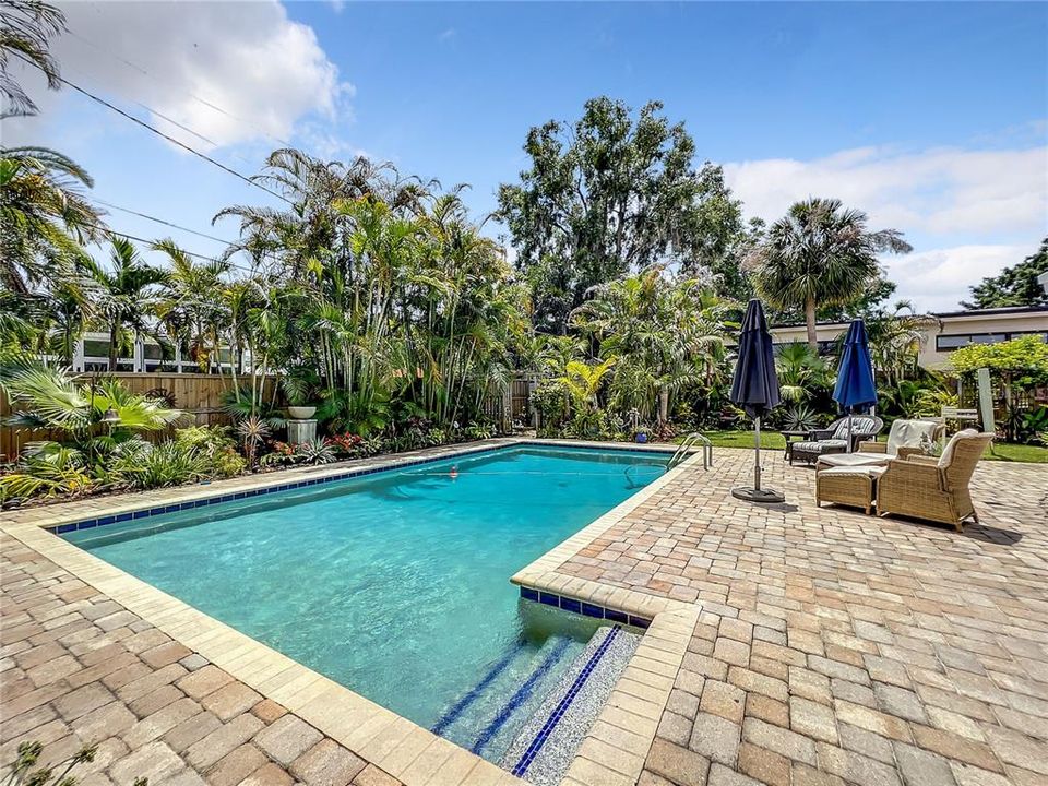 Recently Sold: $643,000 (3 beds, 2 baths, 1694 Square Feet)