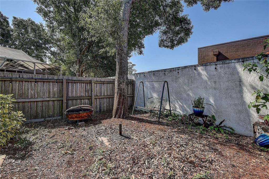 Recently Sold: $525,000 (3 beds, 2 baths, 1879 Square Feet)