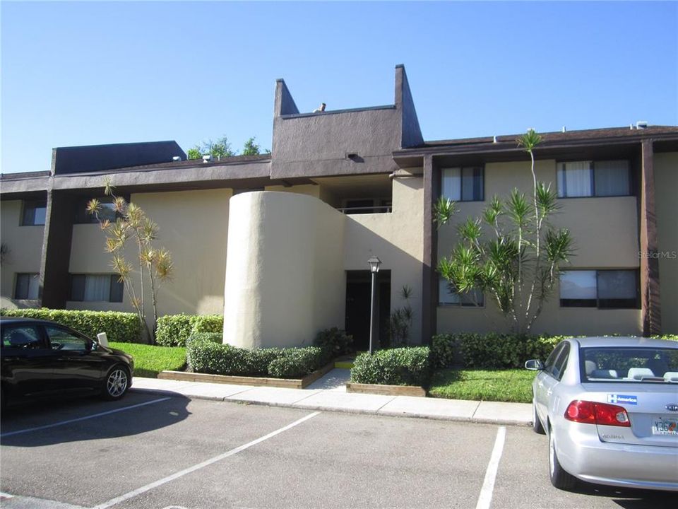 Recently Sold: $149,900 (1 beds, 1 baths, 675 Square Feet)