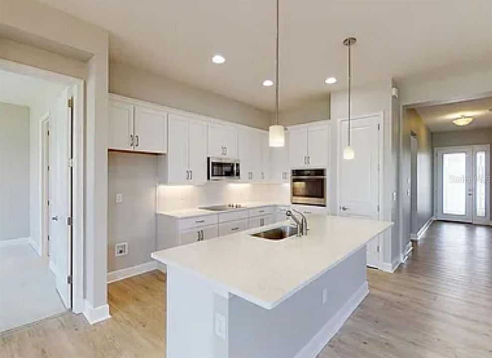 Recently Sold: $502,122 (3 beds, 2 baths, 1736 Square Feet)