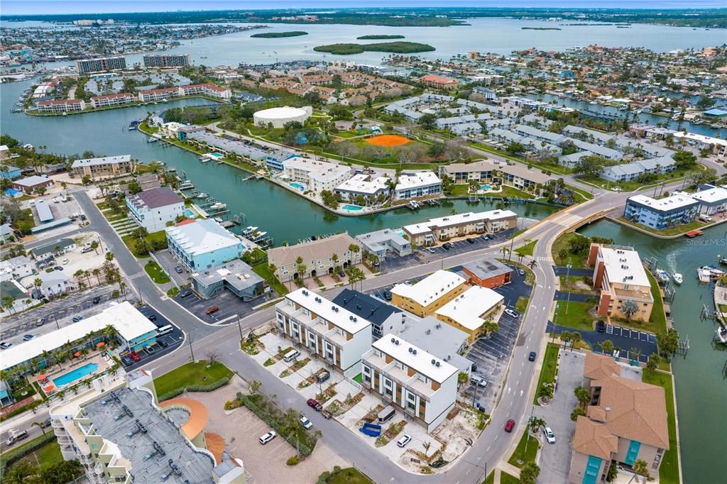 Active With Contract: $1,750,000 (5 beds, 4 baths, 2519 Square Feet)