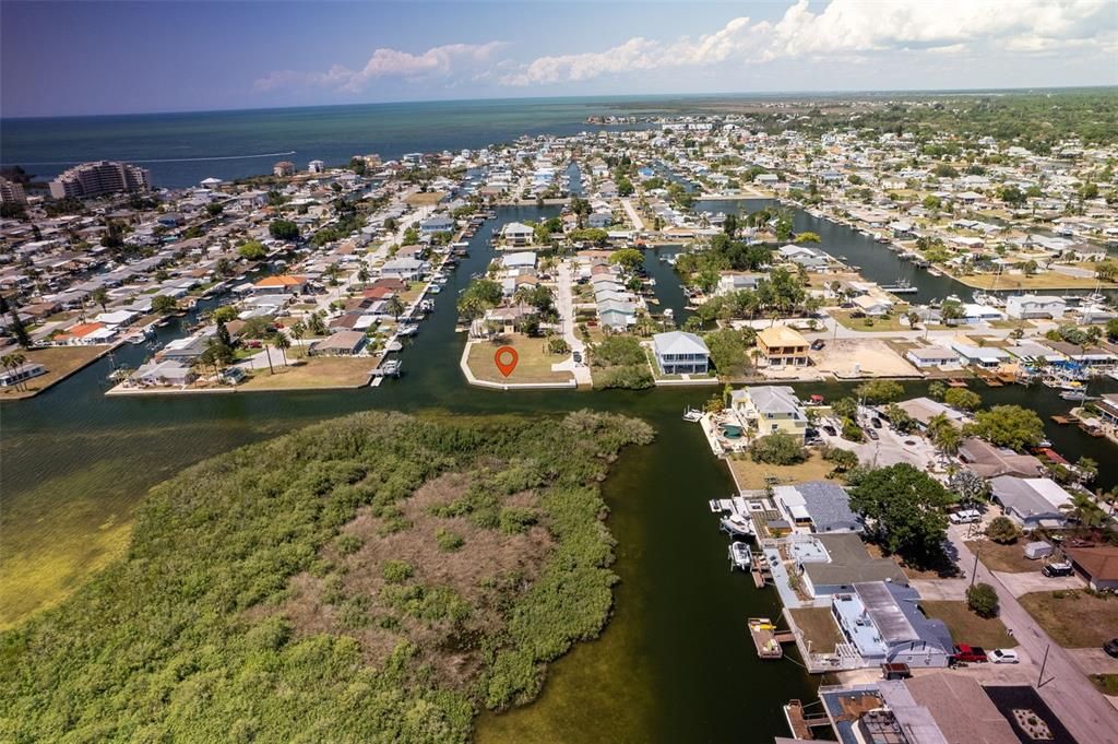 For Sale: $850,000 (0.37 acres)