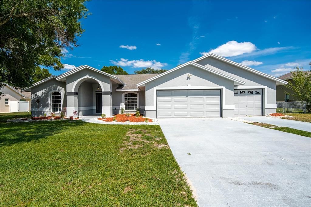 Recently Sold: $525,000 (5 beds, 3 baths, 2303 Square Feet)