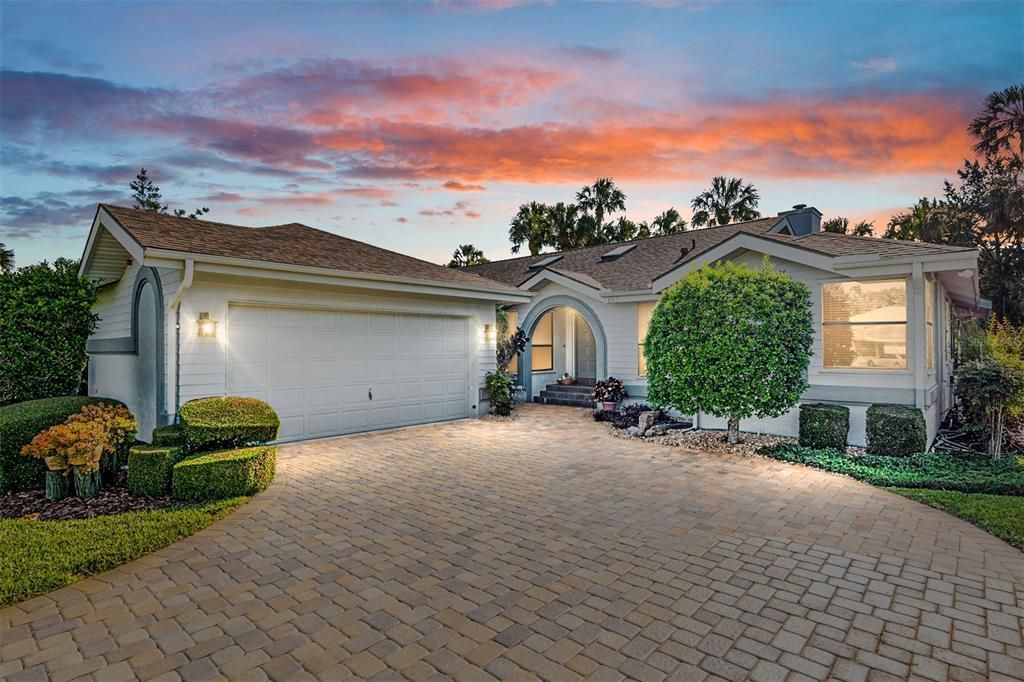 Recently Sold: $692,000 (3 beds, 2 baths, 2310 Square Feet)