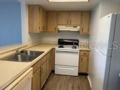 Recently Rented: $1,250 (1 beds, 1 baths, 733 Square Feet)