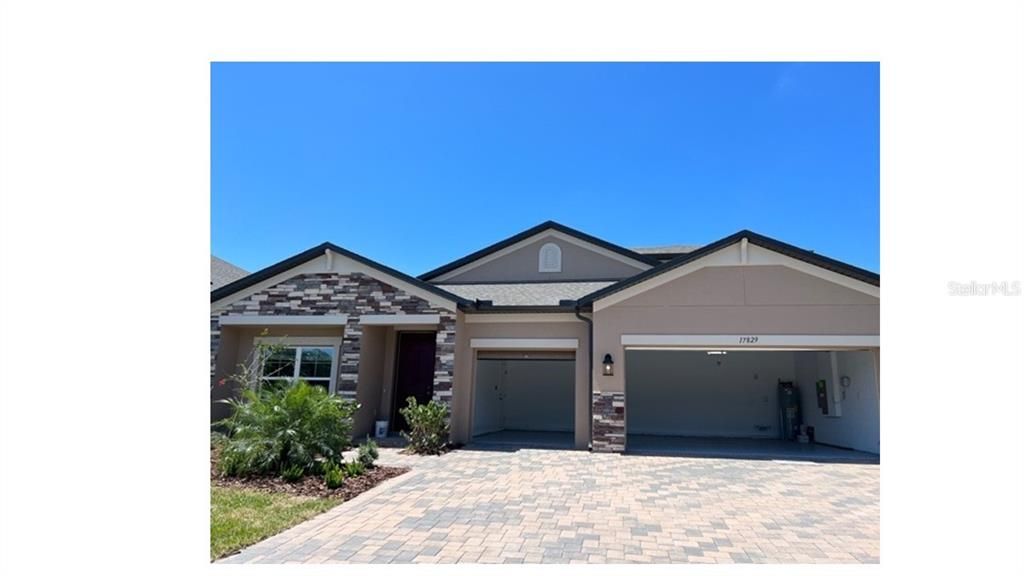 Recently Sold: $553,390 (4 beds, 4 baths, 3155 Square Feet)