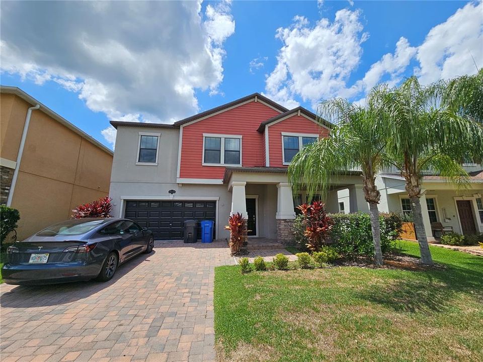 Recently Sold: $520,000 (4 beds, 2 baths, 2921 Square Feet)