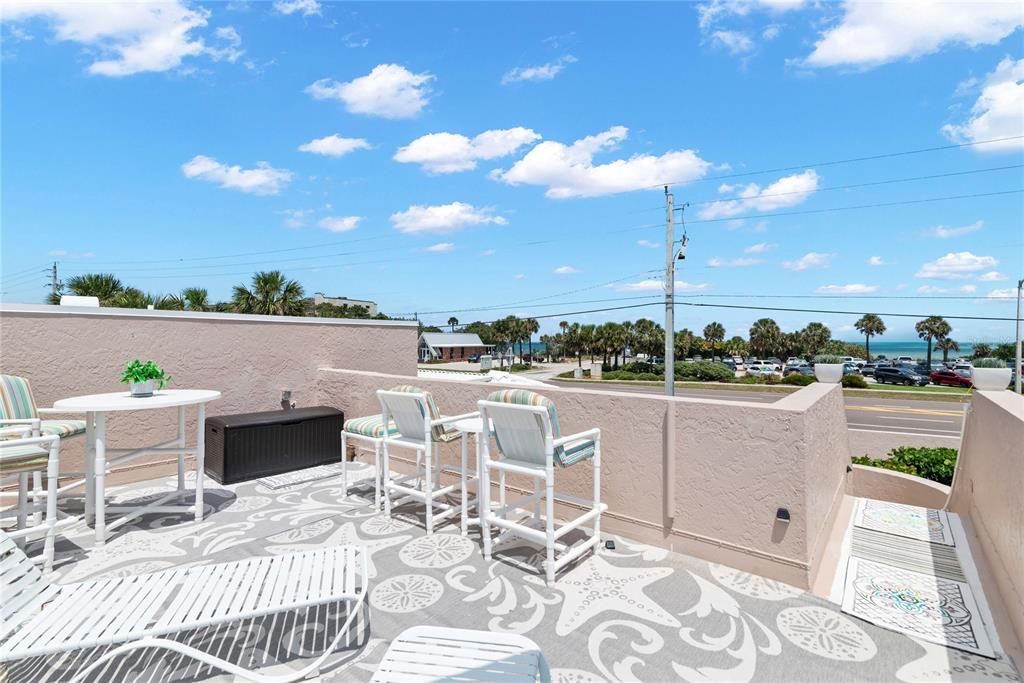 Recently Sold: $499,900 (2 beds, 2 baths, 1286 Square Feet)