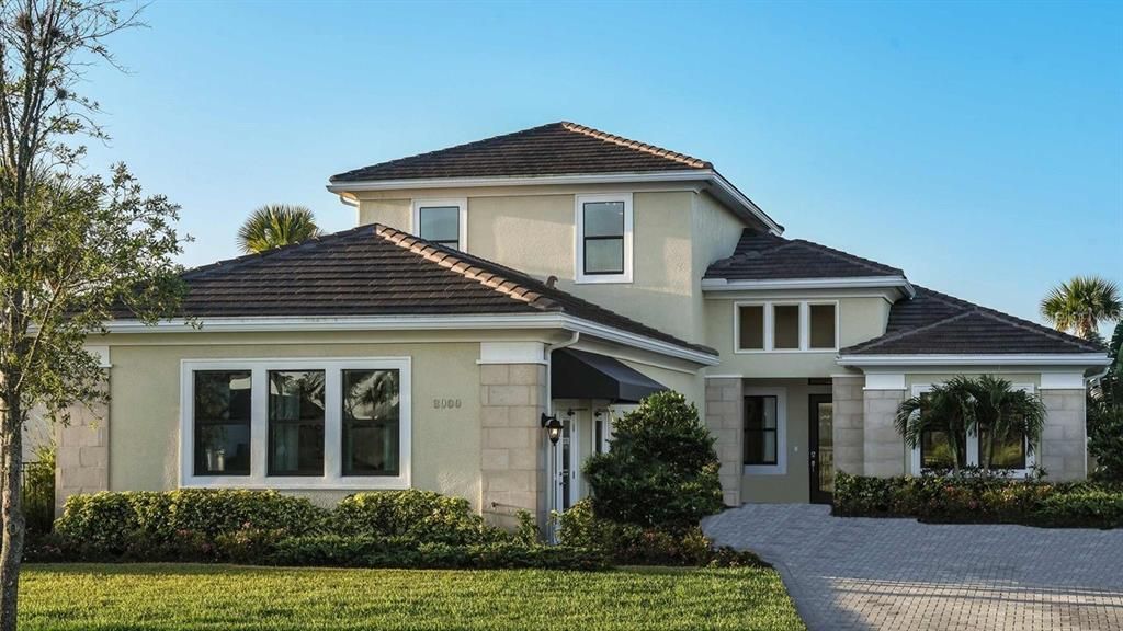 Recently Sold: $854,740 (4 beds, 4 baths, 3504 Square Feet)