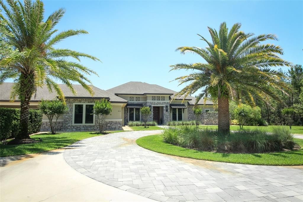 Recently Sold: $2,450,000 (5 beds, 4 baths, 4808 Square Feet)