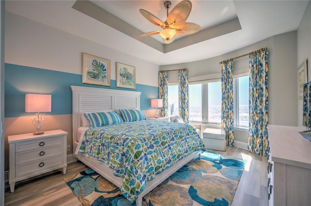Gulf Front Guest Bedroom