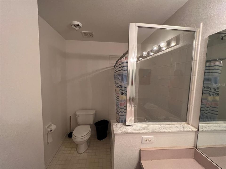 最近租的: $650 (1 贝兹, 1 浴室, 132 平方英尺)