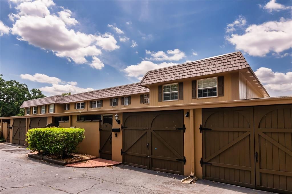 Recently Sold: $295,000 (3 beds, 2 baths, 1452 Square Feet)