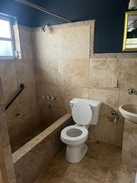 Vendido Recientemente: $190,000 (3 camas, 2 baños, 1320 Pies cuadrados)