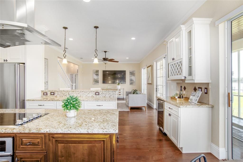 Recently Sold: $1,250,000 (5 beds, 3 baths, 3431 Square Feet)