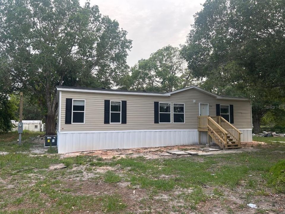 Недавно продано: $269,000 (3 спален, 2 ванн, 1352 Квадратных фут)