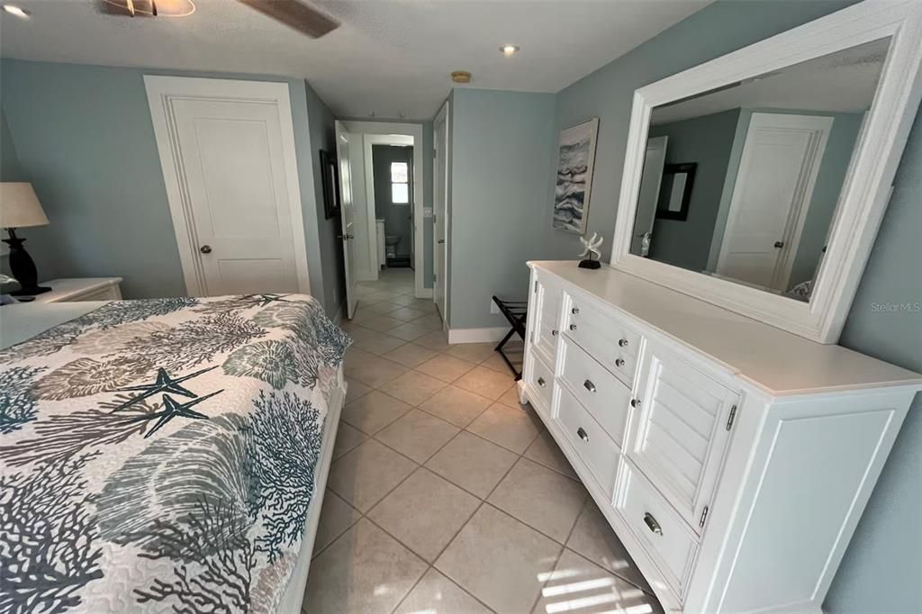 出租: $18,000 (3 贝兹, 2 浴室, 1617 平方英尺)