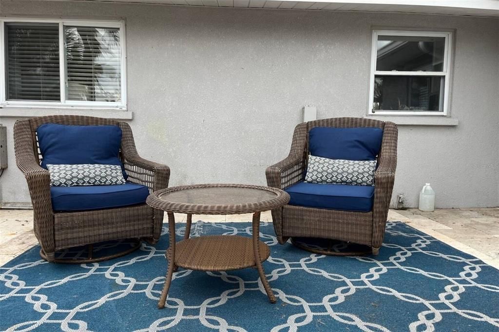 出租: $18,000 (3 贝兹, 2 浴室, 1617 平方英尺)