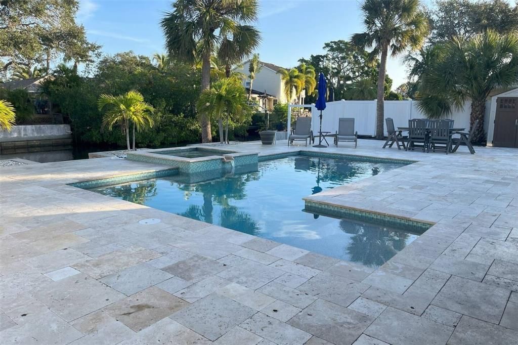 出租: $18,000 (3 贝兹, 2 浴室, 1617 平方英尺)